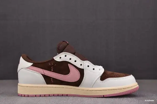 Rep MAX 1 DZ4137-206 x Low Scott SP AJ Travis OG 0325